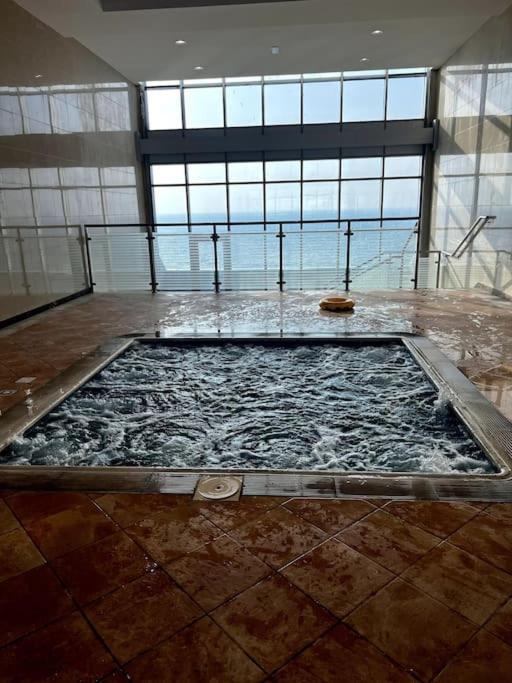 アジュマーンLuxury Full Sea View Flatアパートメント エクステリア 写真
